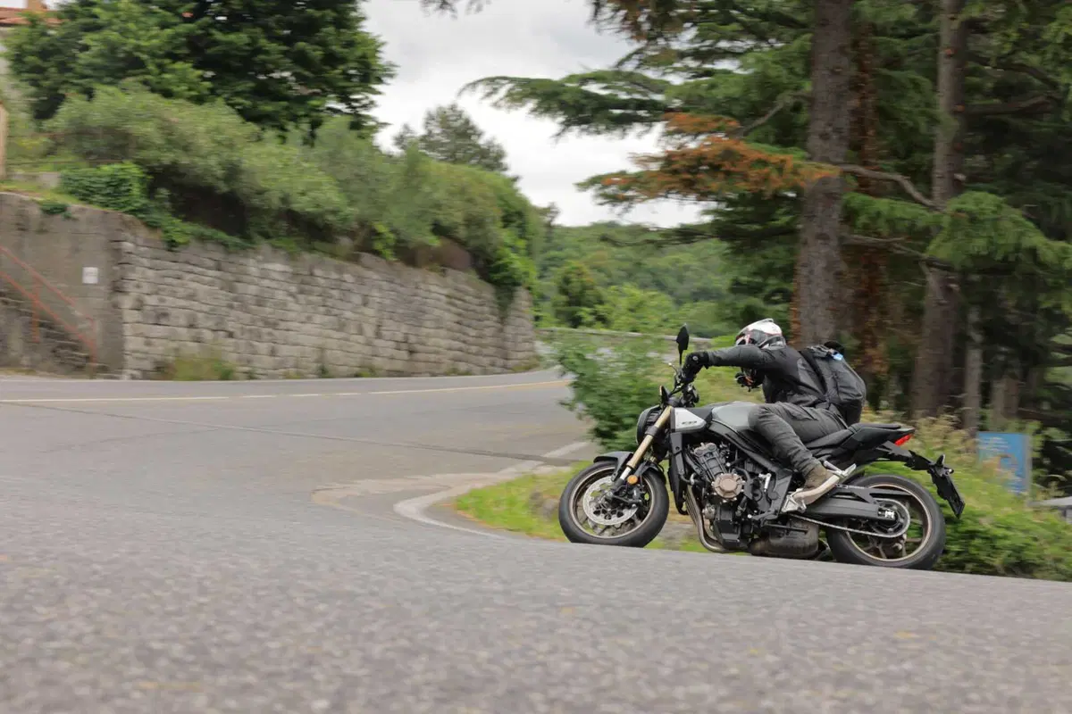 Honda NX500 vs X‑ADV 750 vs CB650R E-Clutch: A2 a confronto! Il test-viaggio che ti aiuta a scegliere [VIDEO E GALLERY] (17)