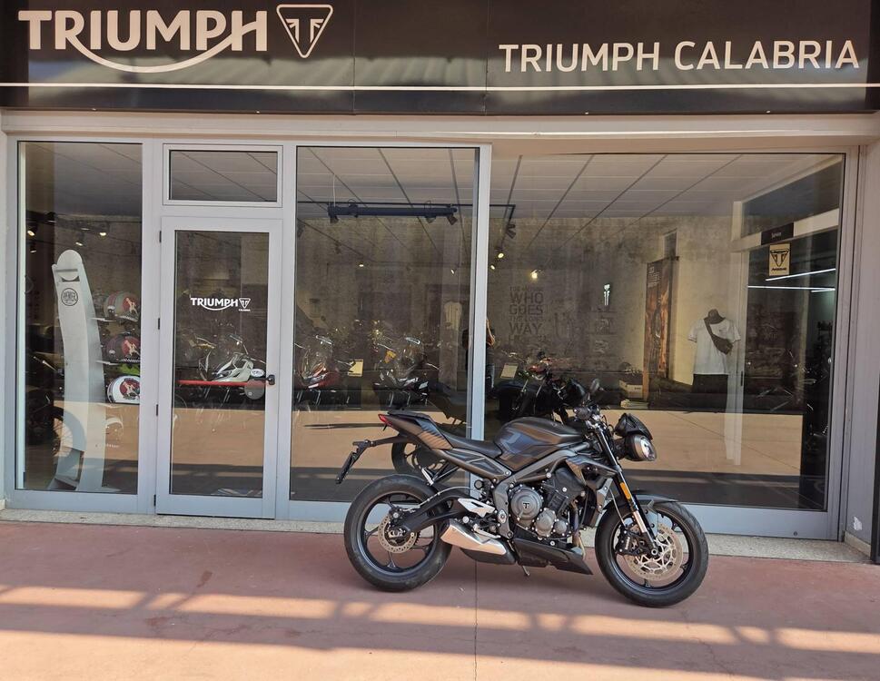 Triumph Street Triple R (2020 - 22) (3)