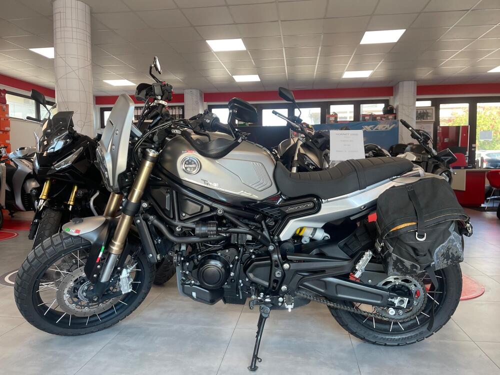 Benelli Leoncino 800 Trail (2022 - 25)