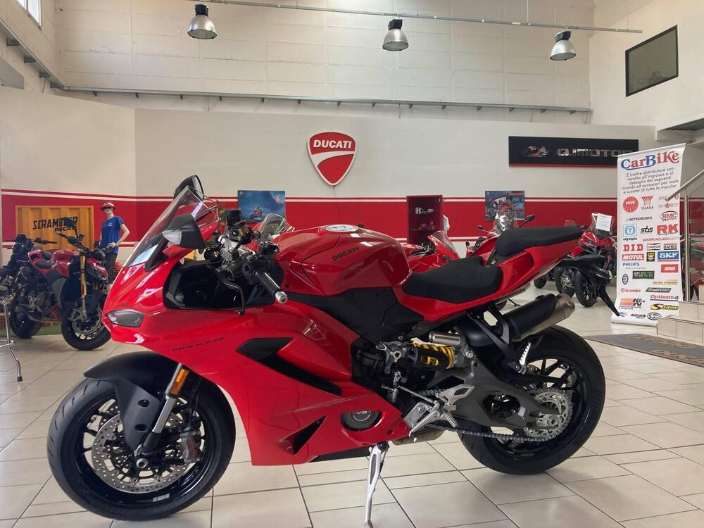 Ducati Panigale V2 (2025)