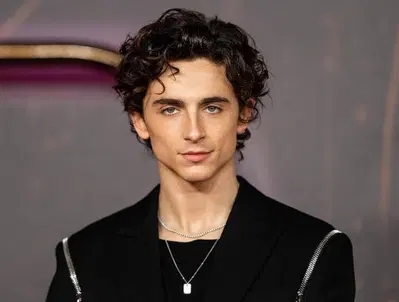 High Side: un film con Timoth&eacute;e Chalamet tra fango, motori e rapine