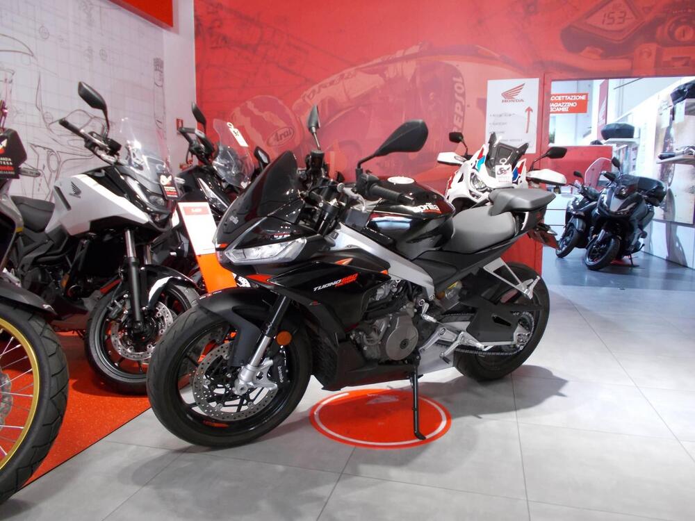 Aprilia Tuono 660 Factory (2022 - 24) (2)