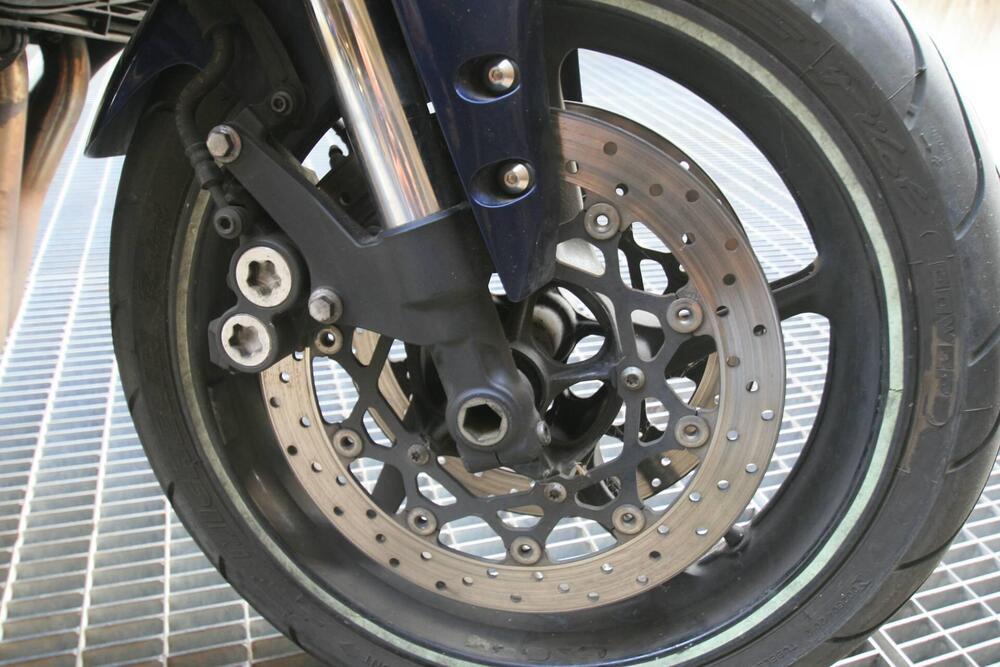 Yamaha FZ1 Fazer (2006 - 16) (4)