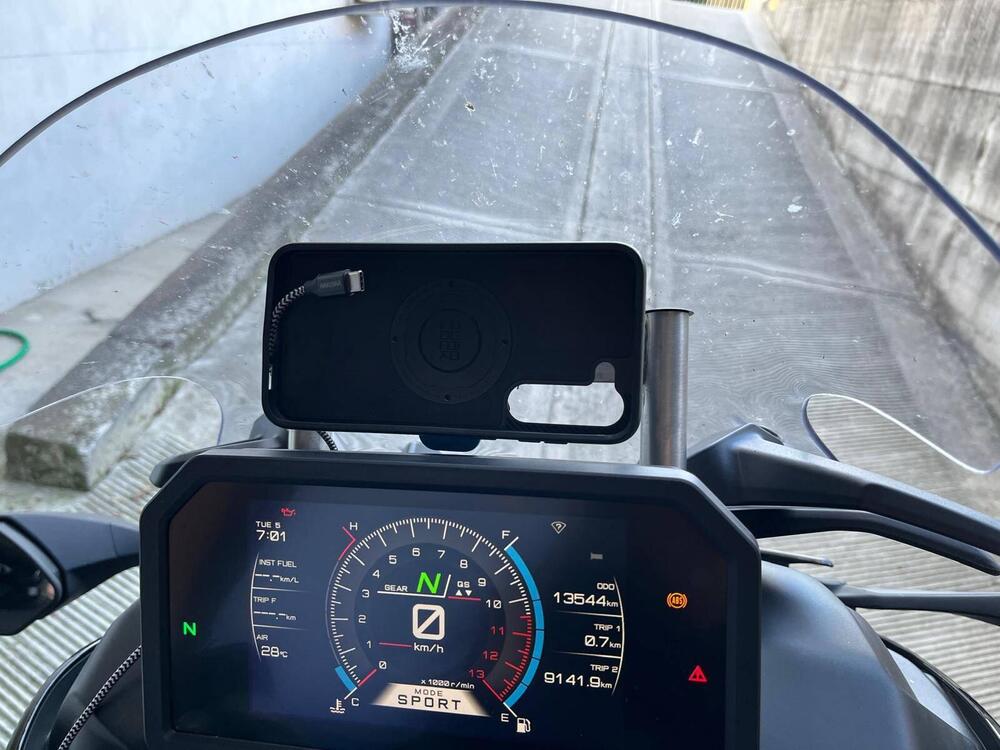 Yamaha Niken 890 GT (2023 - 25) (4)