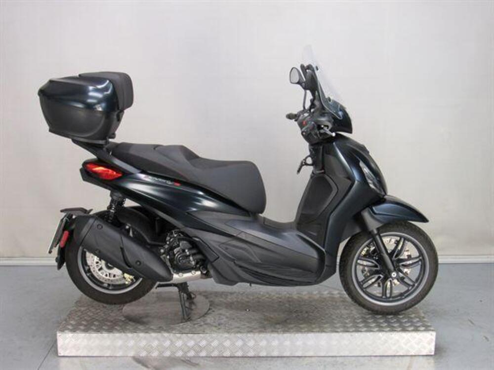 Piaggio Beverly 300 S (2021)