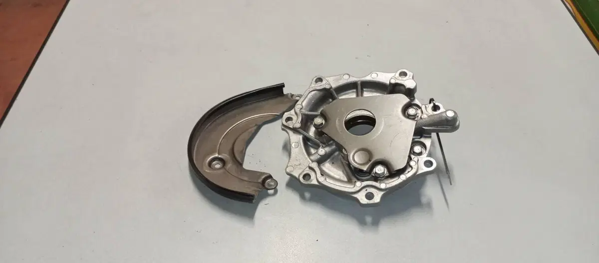 CARTER ALBERO MOTORE HONDA CX500 TURBO (2)
