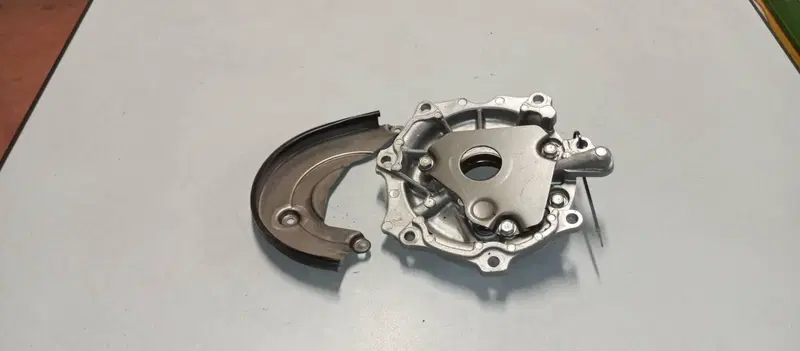 CARTER ALBERO MOTORE HONDA CX500 TURBO (2)