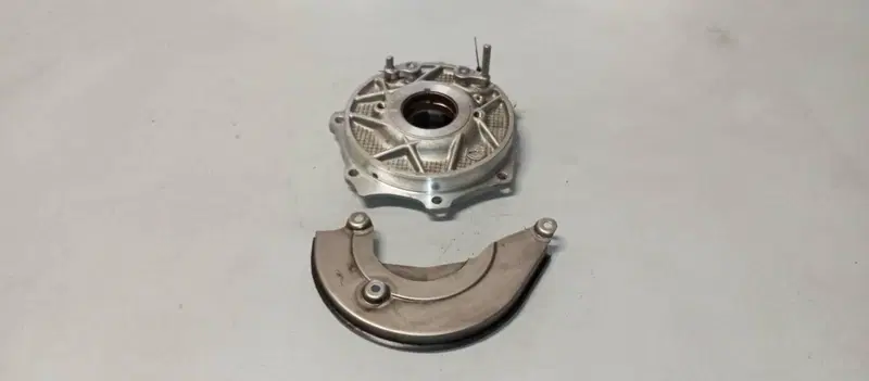 CARTER ALBERO MOTORE HONDA CX500 TURBO (4)