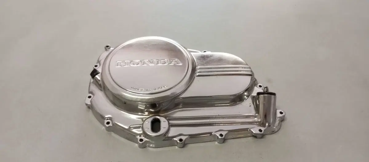 CARTER FRIZIONE HONDA VF750C RC07