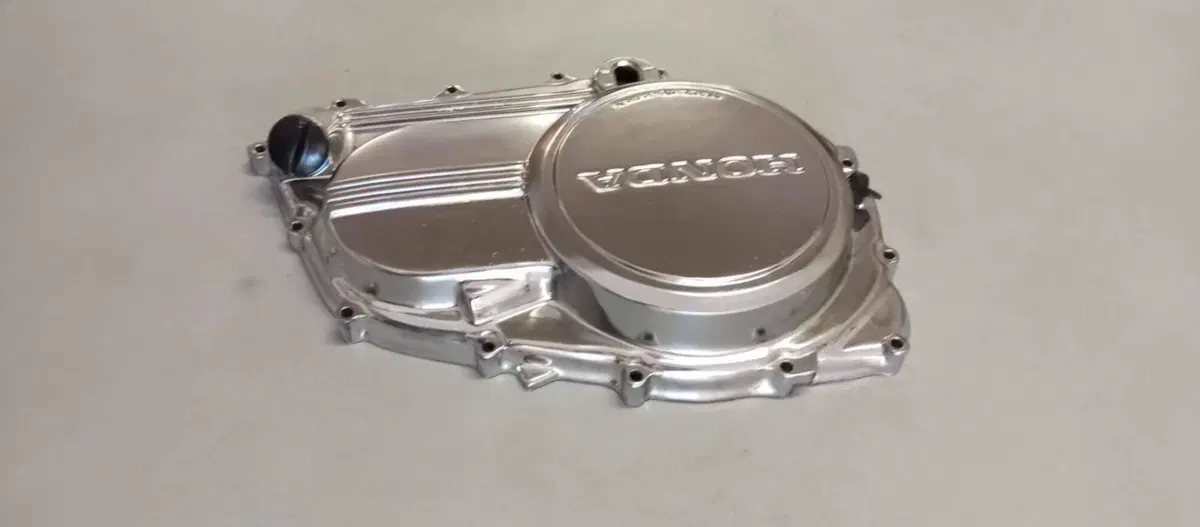 CARTER FRIZIONE HONDA VF750C RC07 (3)