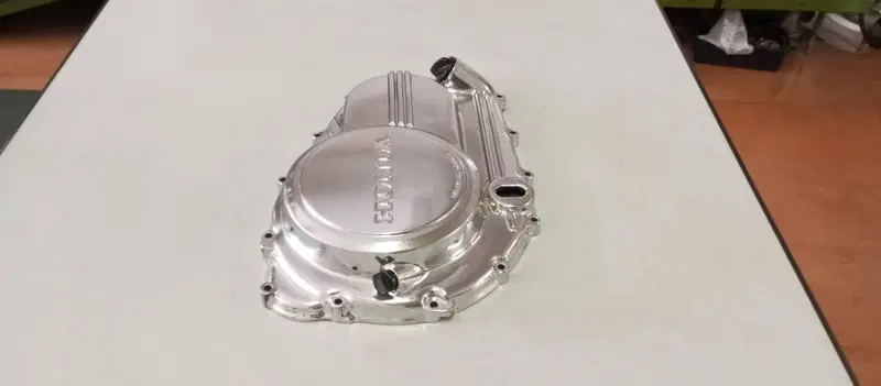 CARTER FRIZIONE HONDA VF750C RC07 (4)