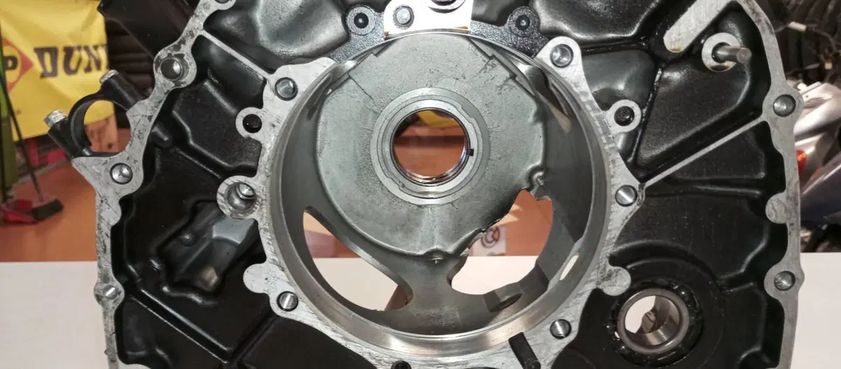 Carter motore Honda cx 500 turbo (8)