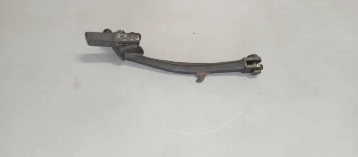 CAVALLETTO LATERALE HONDA VF750C RC07 (3)