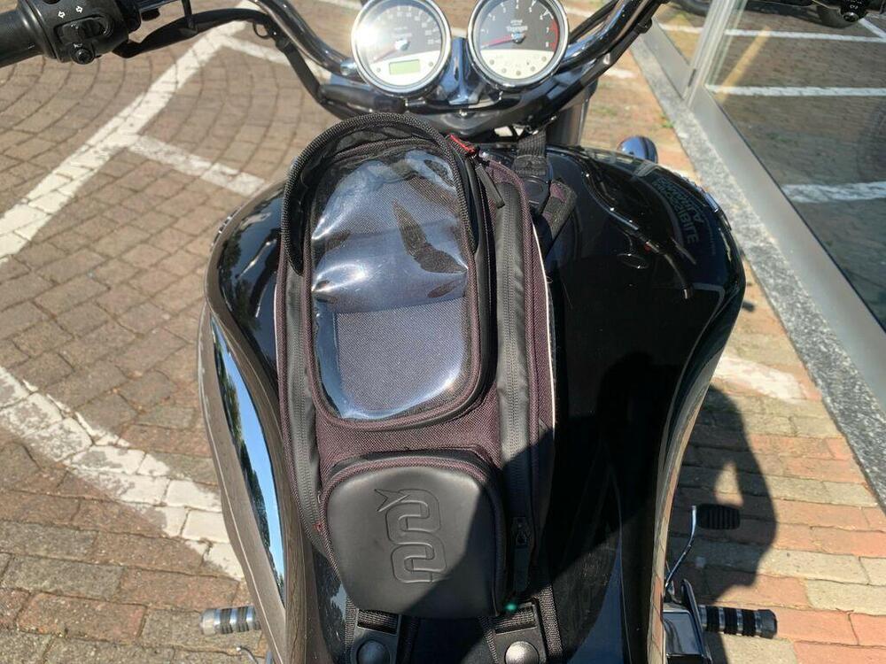 Triumph Rocket 3 (2004 - 11) (4)