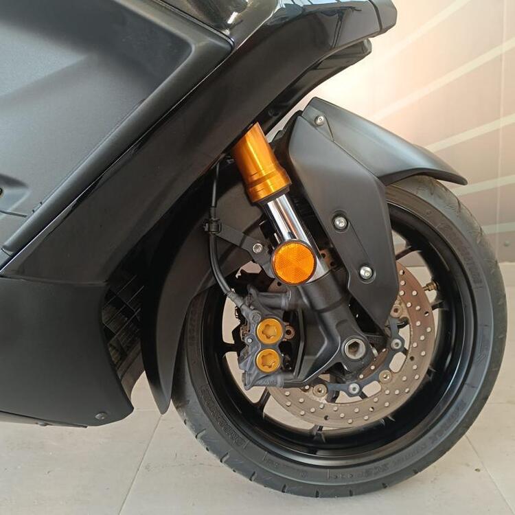 Yamaha T-Max 560 Tech Max (2022 - 24) (4)