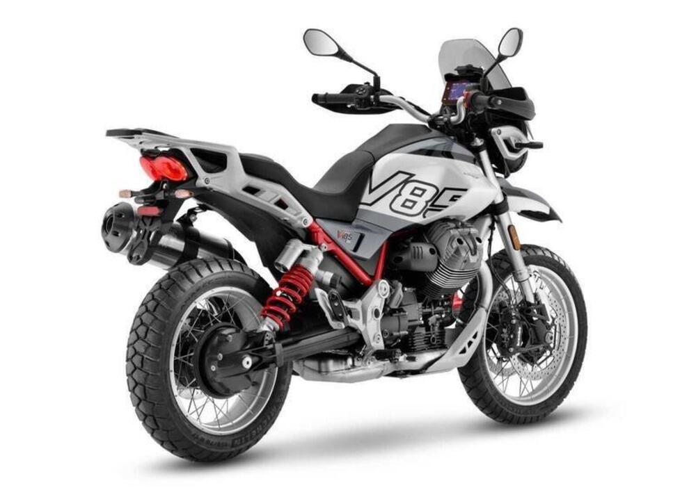 Moto Guzzi V85 TT (2024 - 25) (2)