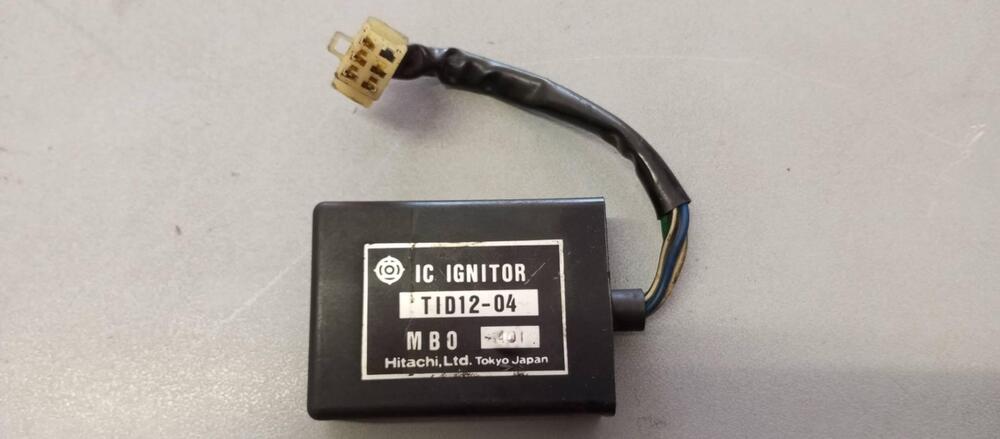 CENTRALINA HONDA VF750C RC07 (2)