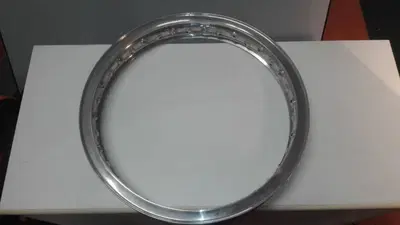 Cerchio Akront 18 pollici A bordi alti
