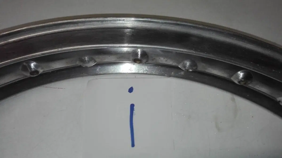 Cerchio Akront 21 pollici BORDI ALTI (4)