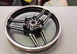 CERCHIO ANTERIORE HONDA VF750C RC07