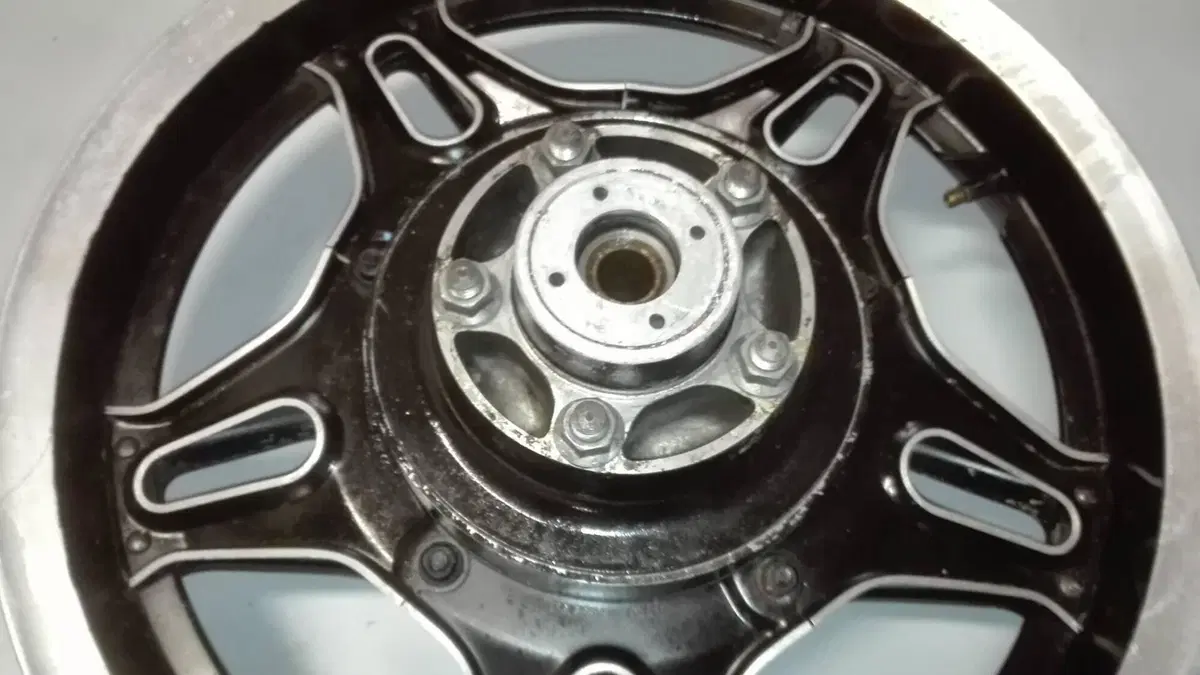 CERCHIO POST.HONDA CBX 1000 (8)