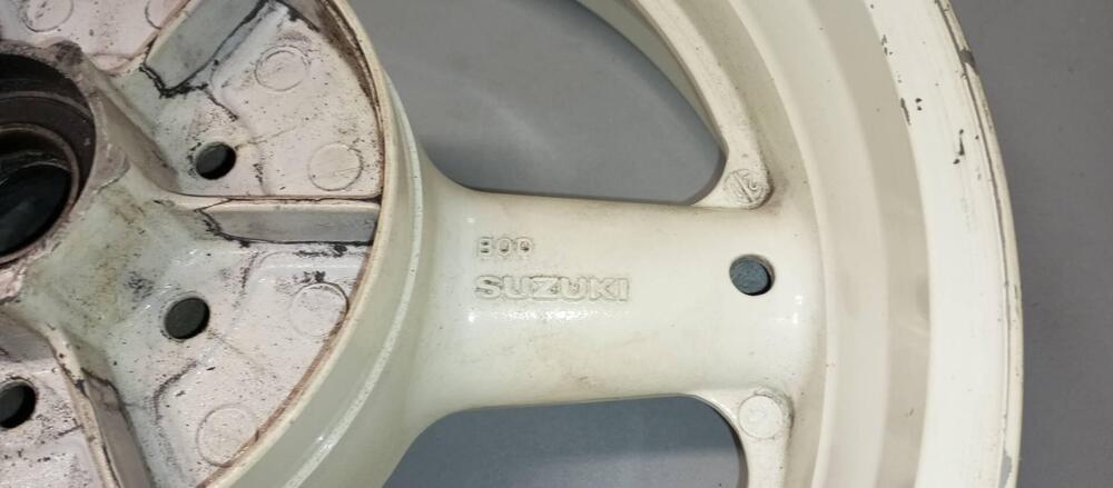 CERCHIO POSTERIORE SUZUKI (2)