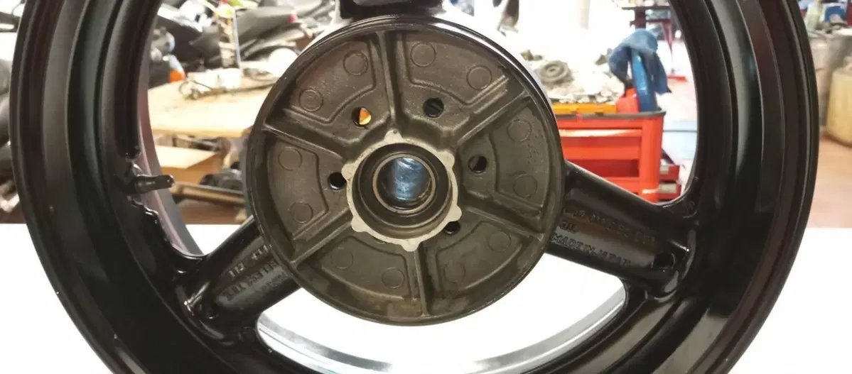 CERCHIO POSTERIORE SUZUKI GSX-R 600 SRAD (6)