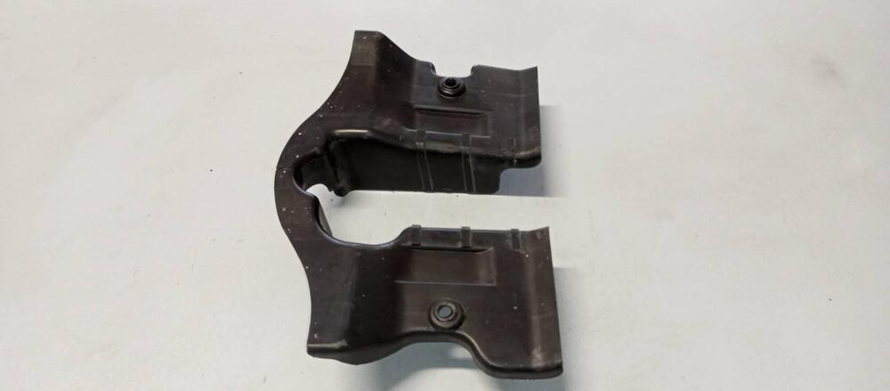 CHIUSURA CARENA ANTERIORE HONDA CX 500 TURBO (4)