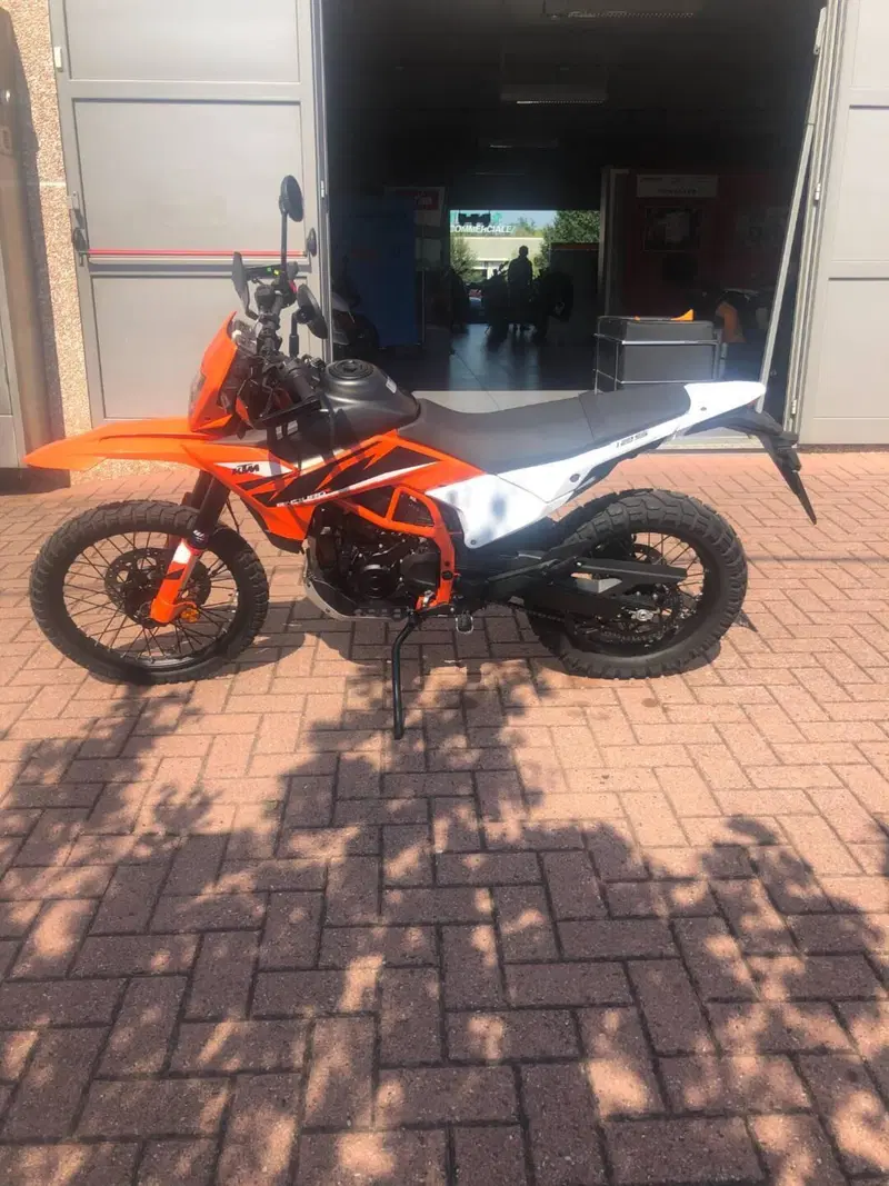 KTM 125 Enduro R (2025 - 26)