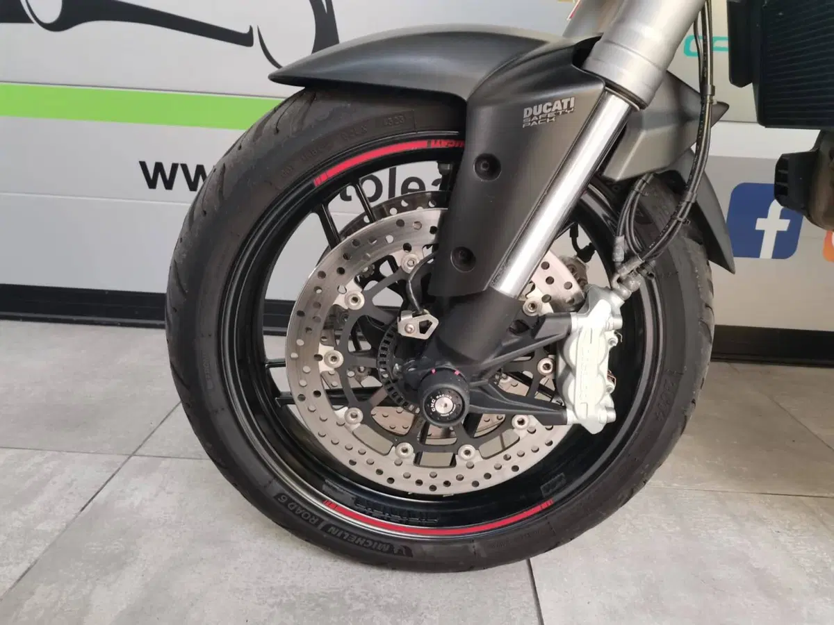 Ducati Multistrada 1200 S Granturismo (2013 - 14) (7)