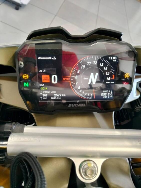 Ducati Panigale V4 S (2022 - 24) (3)