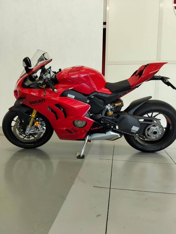Ducati Panigale V4 S (2022 - 24) (4)