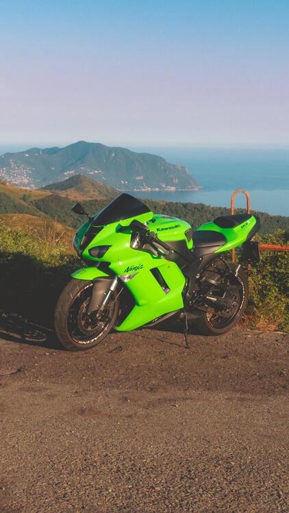 Kawasaki Ninja 600 ZX-6R (2007 - 08) (2)