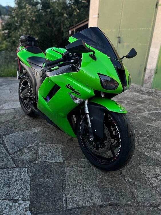 Kawasaki Ninja 600 ZX-6R (2007 - 08) (4)