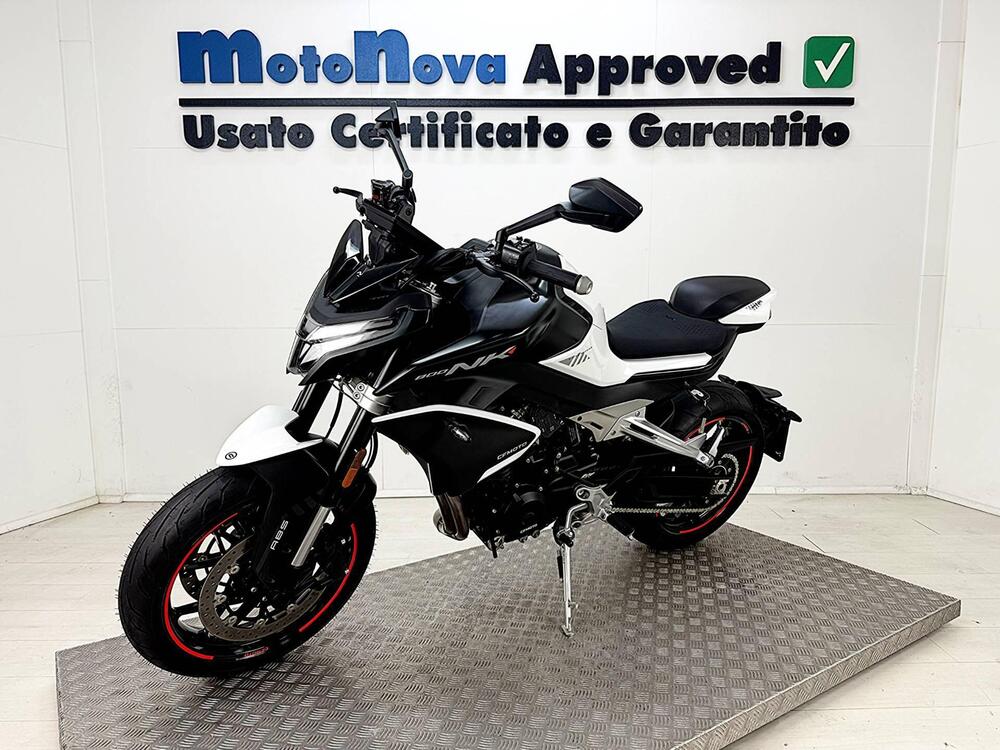 CFMOTO 800NK Advanced (2023 - 25)