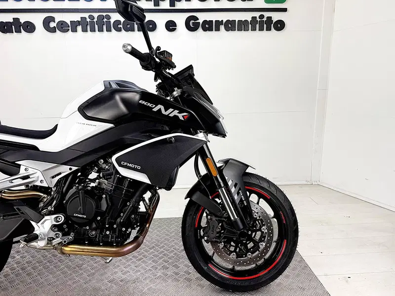 CFMOTO 800NK Advanced (2023 - 26) (9)