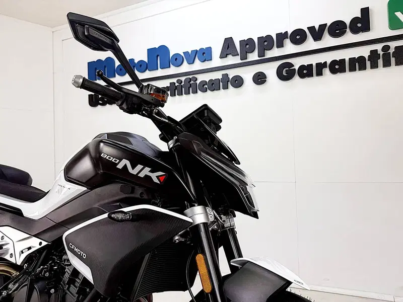 CFMOTO 800NK Advanced (2023 - 26) (10)