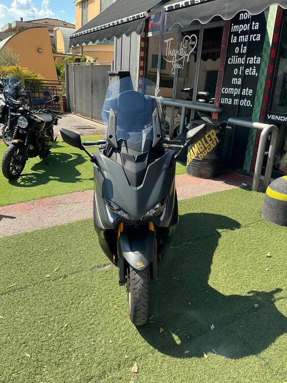 Yamaha T-Max 560 Tech Max (2021) (4)