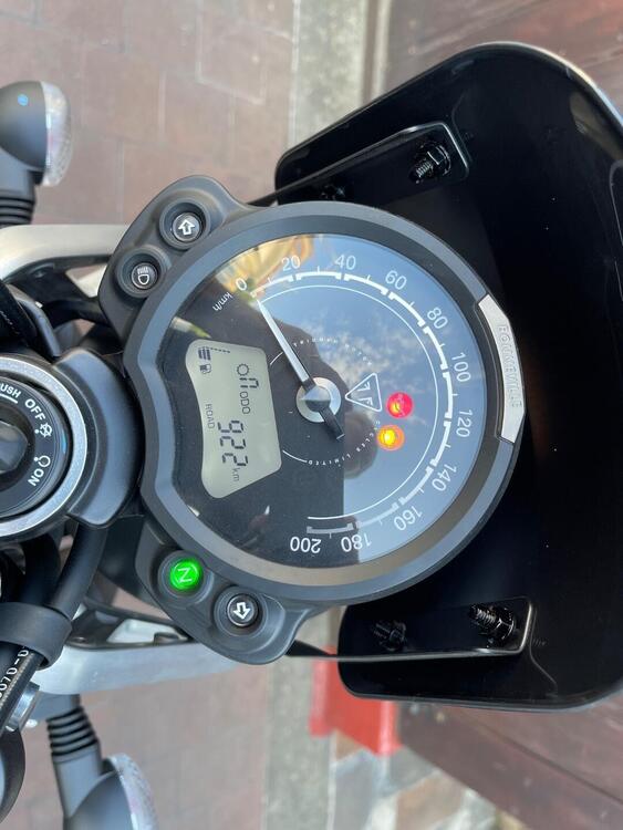 Triumph Speed Twin 900 (2023 - 24) (5)