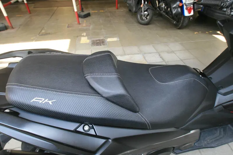 Kymco AK 550 ETS (2021 - 26) (6)
