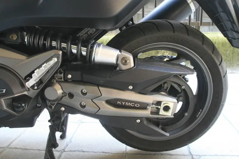 Kymco AK 550 ETS (2021 - 26) (7)