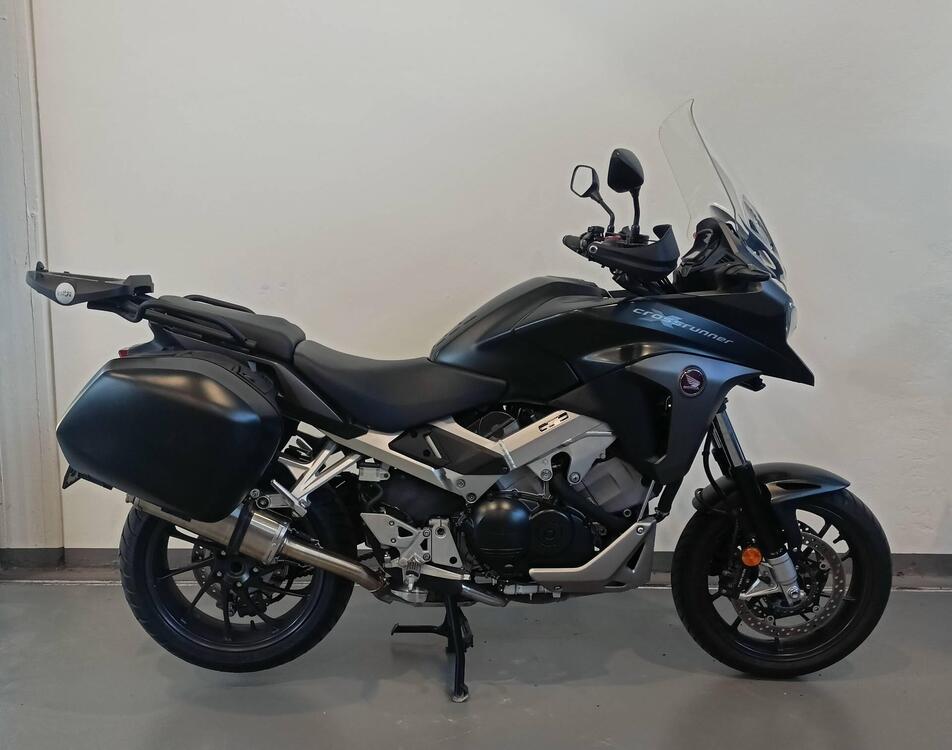 Honda Crossrunner ABS (2015 - 16) (4)