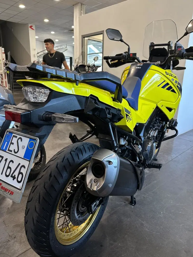 Suzuki V-Strom 1050 (2020 - 21) (11)