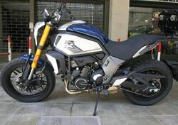 CFMOTO 700CL-X Heritage (2021 - 25) usata