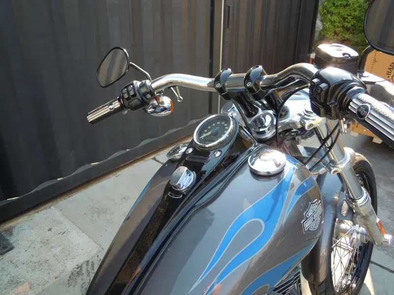 Harley-Davidson 1690 Wide Glide (2010 - 17) - FXDWG (12)