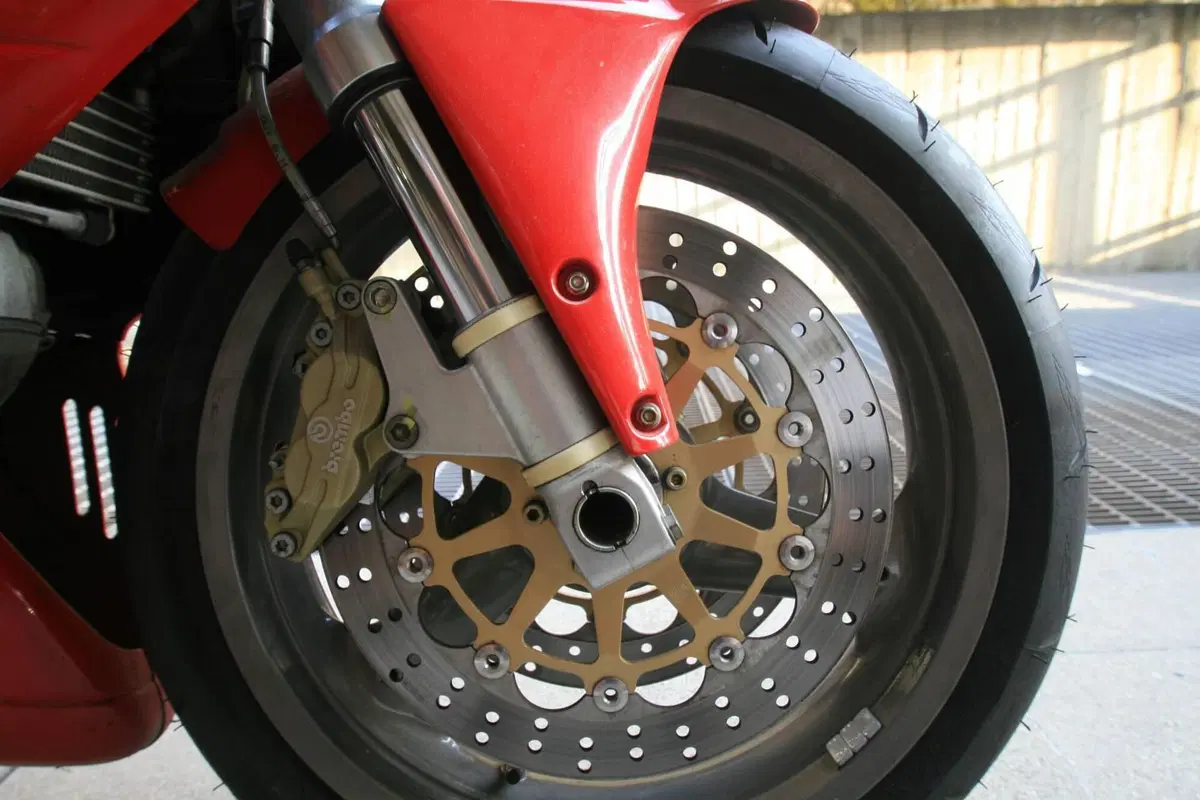 Ducati SuperSport 750 (1999 - 02) (6)