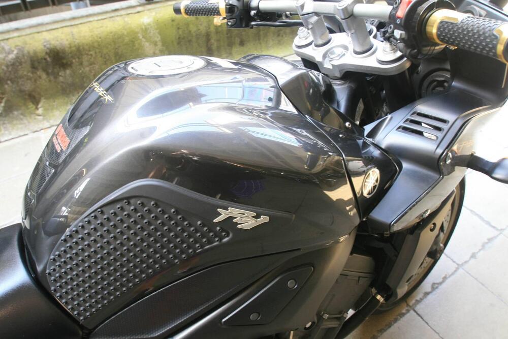 Yamaha FZ1 Fazer (2006 - 16) (4)