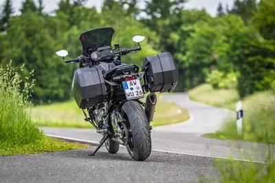 Wunderlich X‑CASE X30: valigie laterali per BMW M 1000 XR