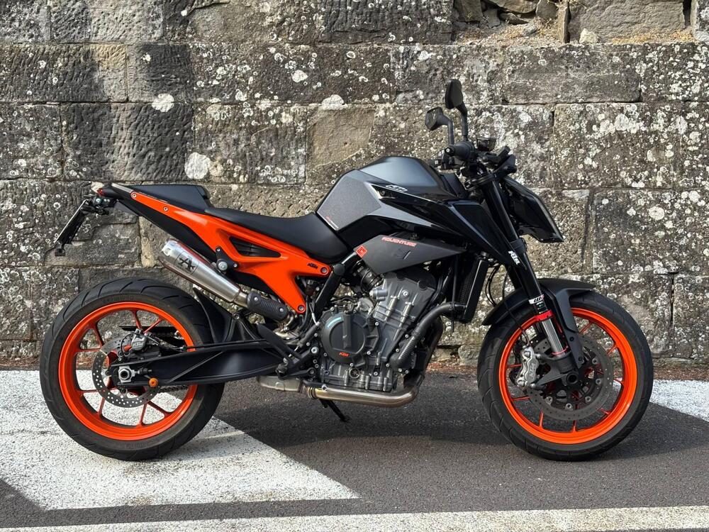 KTM 890 Duke GP (2022 - 23) (2)