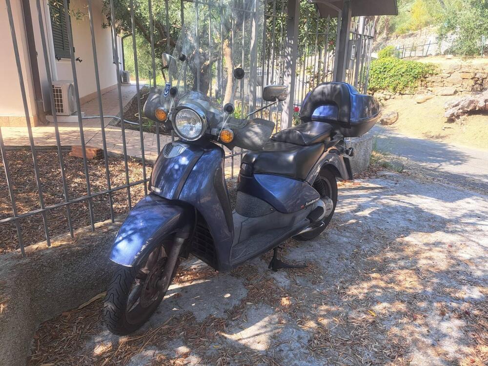 Aprilia Scarabeo 150 T (2000 - 02) (2)